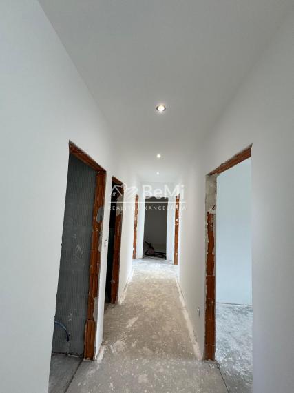 Ponúkame na predaj novostavbu v Ťapešove