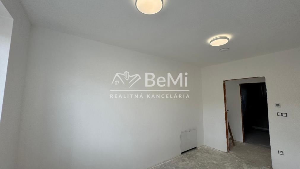 Ponúkame na predaj novostavbu v Ťapešove