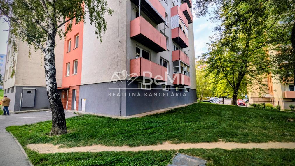 Predaj, veľká garsónka - Nitra (1231-115-AFI)