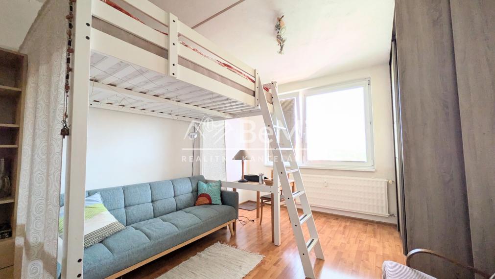 Predaj, veľká garsónka - Nitra (1231-115-AFI)