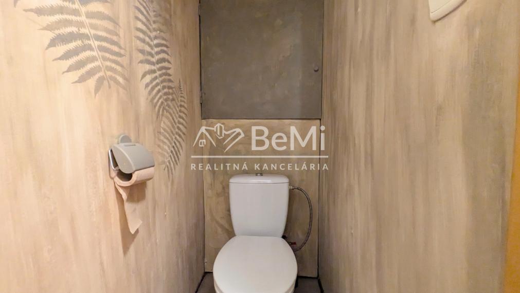 Predaj, veľká garsónka - Nitra (1231-115-AFI)