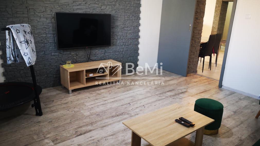 034-12-PAMA     4 izbový rodinný  dom - Palárikovo