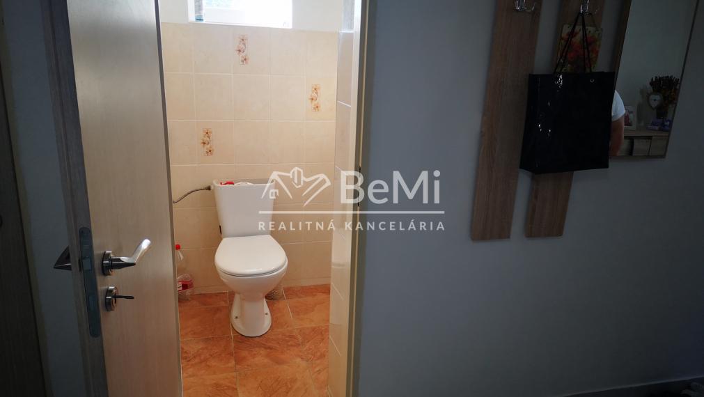 034-12-PAMA     4 izbový rodinný  dom - Palárikovo