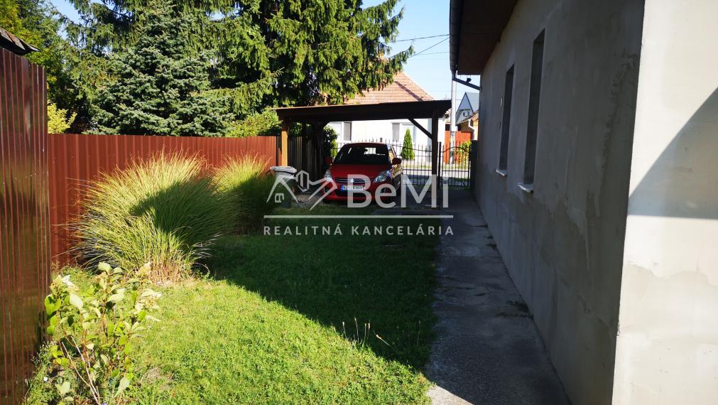 034-12-PAMA     4 izbový rodinný  dom - Palárikovo