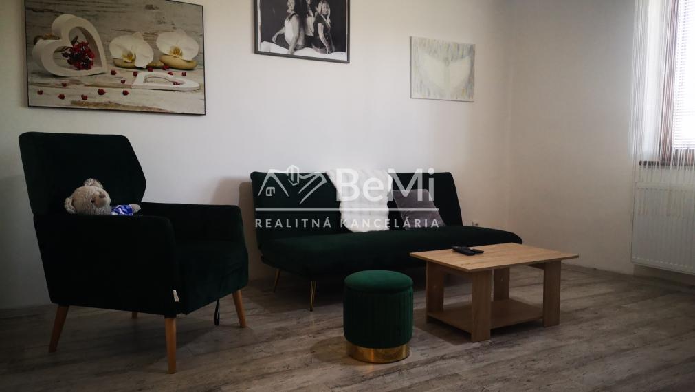 034-12-PAMA     4 izbový rodinný  dom - Palárikovo