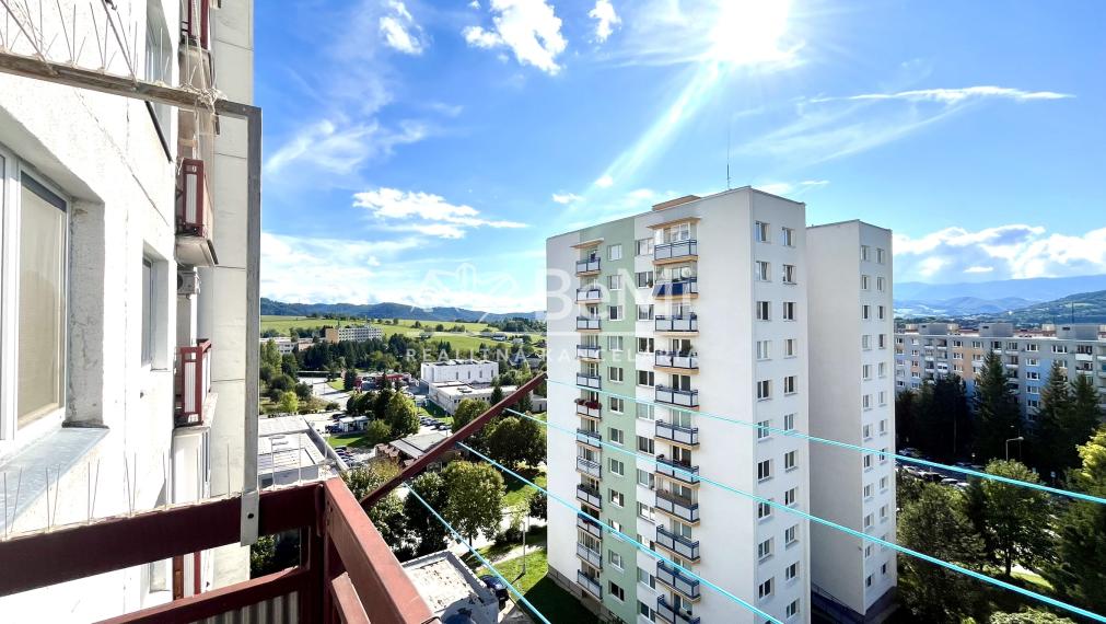 REZERVOVANÝ 3 izbový byt, 72m2, Sásová, Banská Bystrica