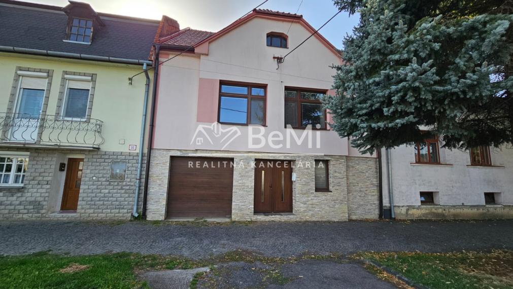 RODINNÝ DOM FIĽAKOVO-BISKUPICKÁ - NA PREDAJ