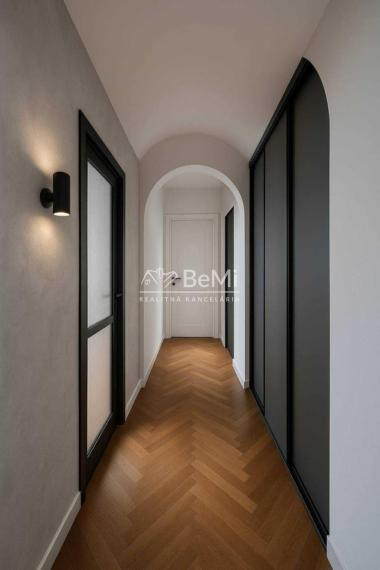 REZERVOVANÉ   4-izbový byt Juraja Kréna Nové Mesto nad Váhom