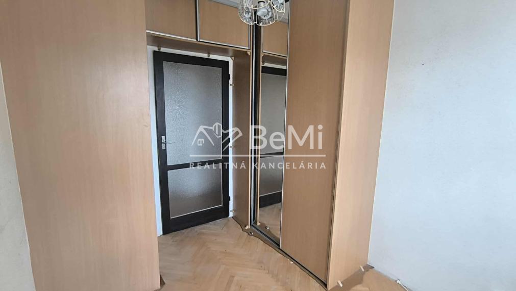 REZERVOVANÉ   4-izbový byt Juraja Kréna Nové Mesto nad Váhom