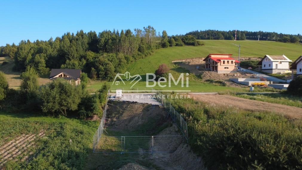 Pozemok pre Vaše sídlo pri vleku v Krušetnici 