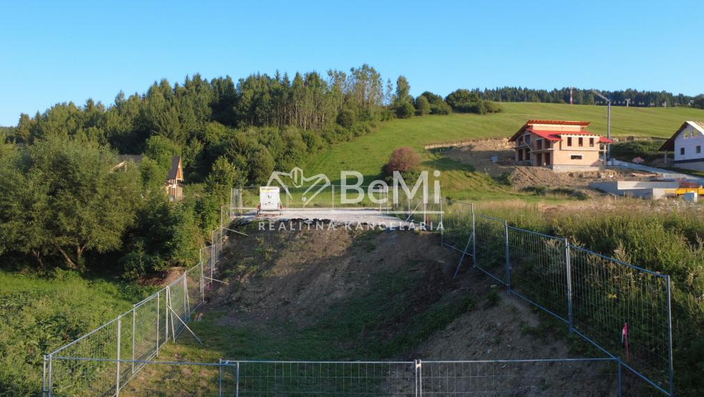 Pozemok pre Vaše sídlo pri vleku v Krušetnici 