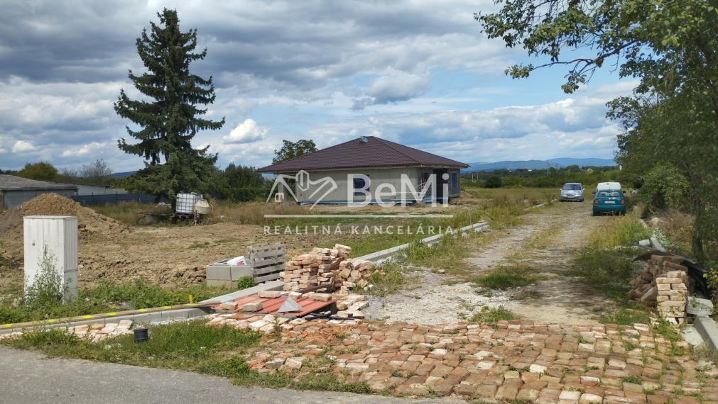 Stavebný pozemok na predaj- Lučenec