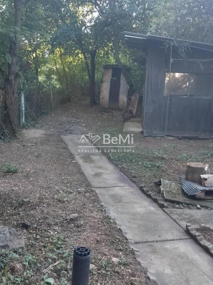 023-13-PAMA Viničný domček s pozemkom pri Branči,okres Nitra