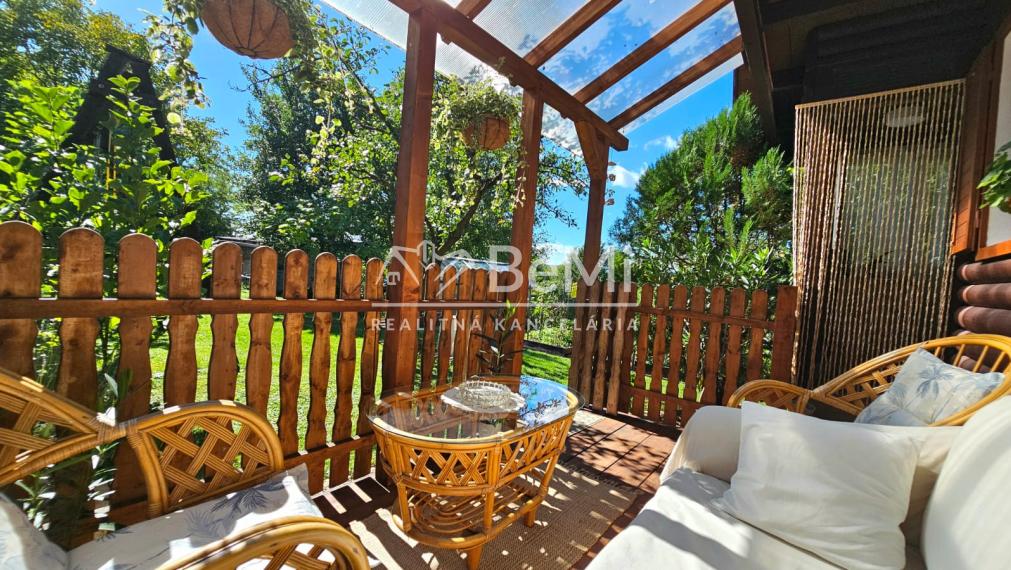 KRÁSNA CHATA V RIMAVSKEJ SOBOTE 1677m2 - NA PREDAJ