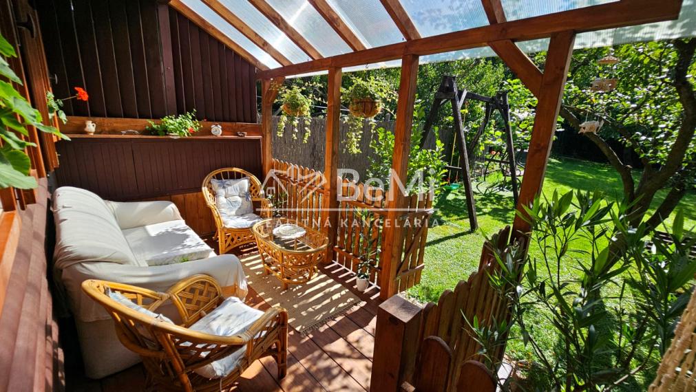 KRÁSNA CHATA V RIMAVSKEJ SOBOTE 1677m2 - NA PREDAJ