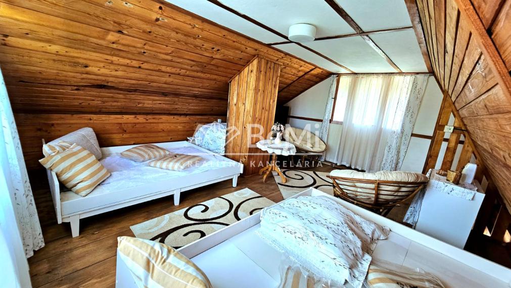 KRÁSNA CHATA V RIMAVSKEJ SOBOTE 1677m2 - NA PREDAJ