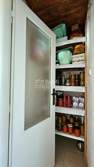 KRÁSNA CHATA V RIMAVSKEJ SOBOTE 1677m2 - NA PREDAJ