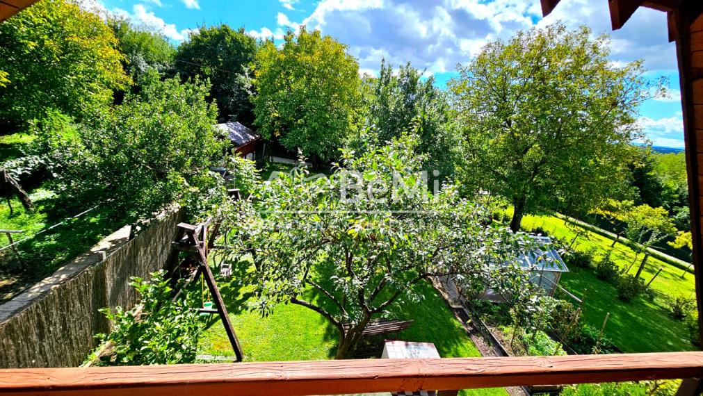 KRÁSNA CHATA V RIMAVSKEJ SOBOTE 1677m2 - NA PREDAJ