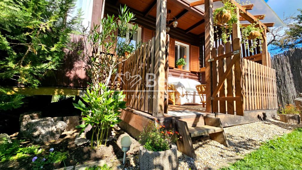 KRÁSNA CHATA V RIMAVSKEJ SOBOTE 1677m2 - NA PREDAJ