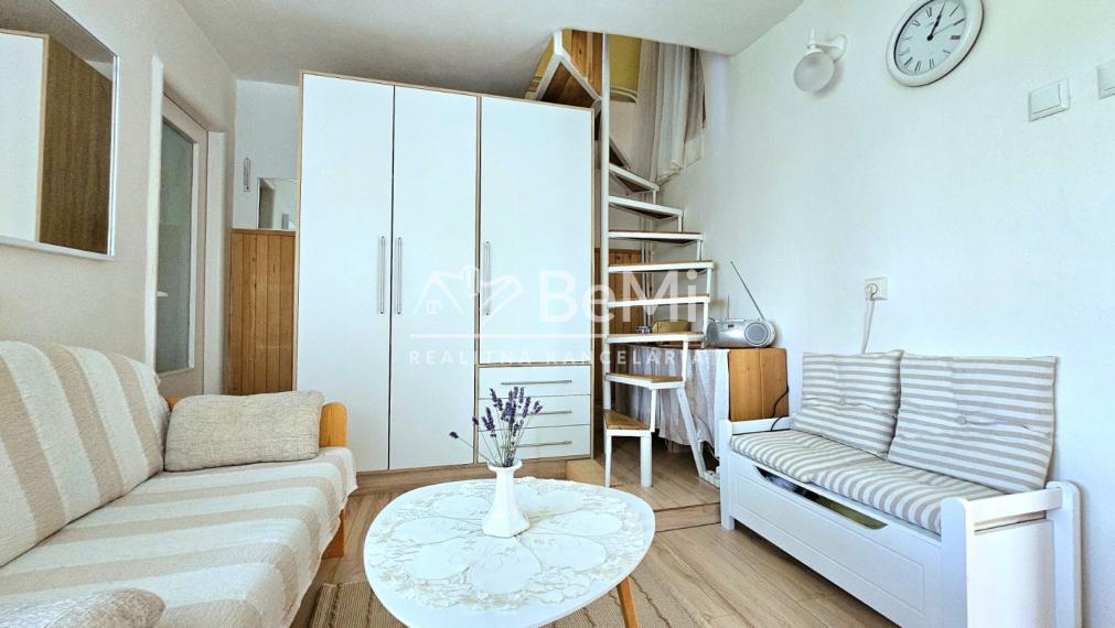 KRÁSNA CHATA V RIMAVSKEJ SOBOTE-VINICE