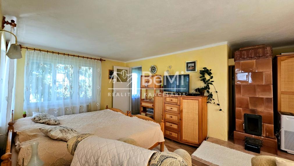 KRÁSNA CHATA V RIMAVSKEJ SOBOTE-VINICE