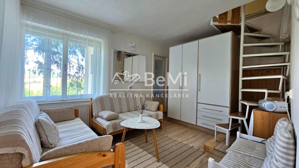 KRÁSNA CHATA V RIMAVSKEJ SOBOTE-VINICE