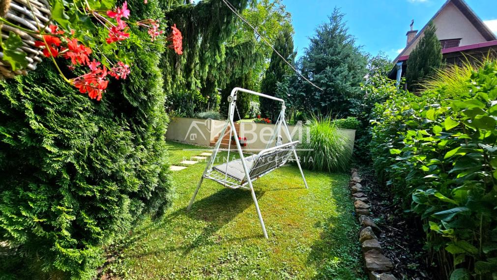 KRÁSNA CHATA V RIMAVSKEJ SOBOTE-VINICE