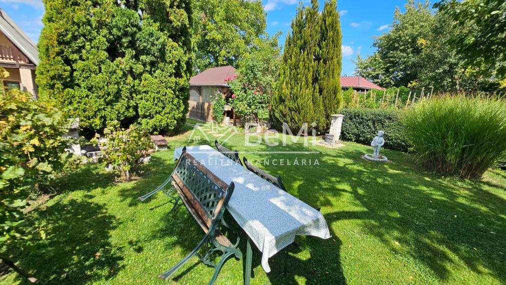 KRÁSNA CHATA V RIMAVSKEJ SOBOTE-VINICE