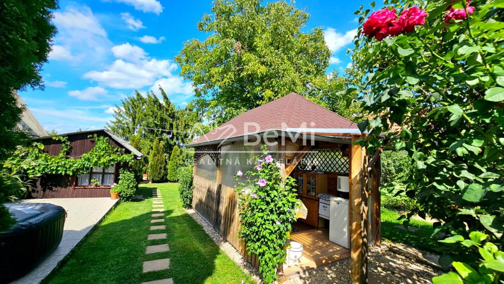 KRÁSNA CHATA V RIMAVSKEJ SOBOTE-VINICE