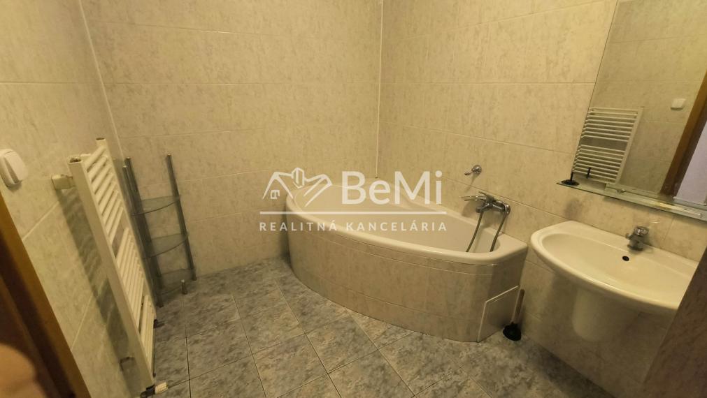 4 izbový byt - mezonet Čadca, 142m2