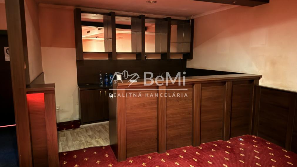 INVESTIČNÁ PRÍLEŽITOSŤ – CENTRUM TRENČÍNA 020-15-MIKUa