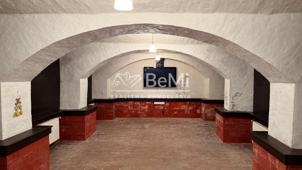 INVESTIČNÁ PRÍLEŽITOSŤ – CENTRUM TRENČÍNA 020-15-MIKUa