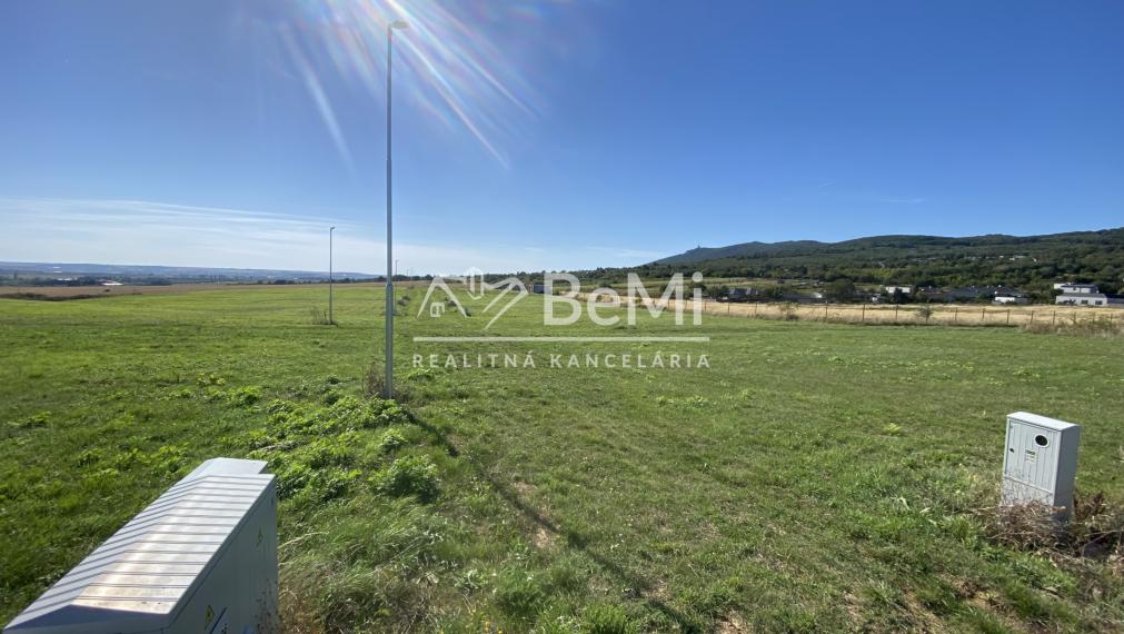 Nitra Štitáre pozemky ID 589-14-MIG