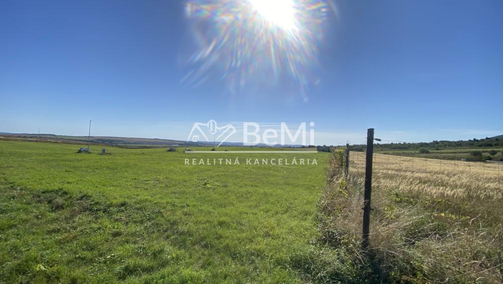 Nitra Štitáre pozemky ID 589-14-MIG