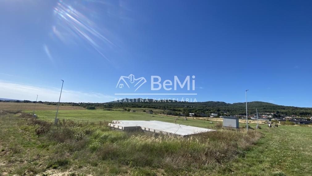 Nitra Štitáre pozemky ID 589-14-MIG