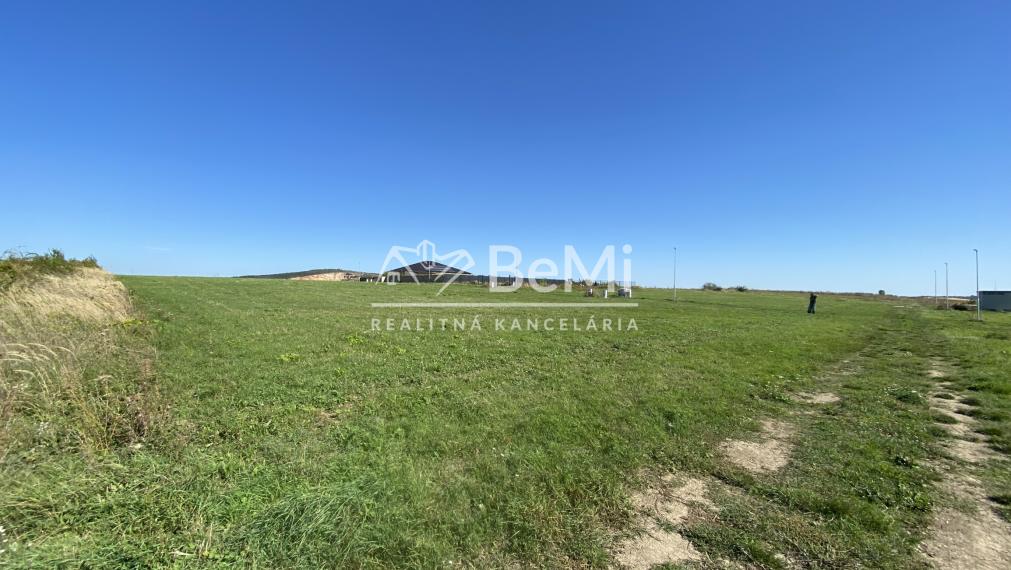 Nitra Štitáre pozemky ID 589-14-MIG