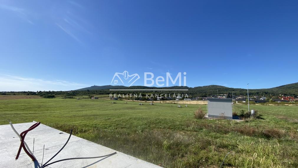 Nitra Štitáre pozemky ID 589-14-MIG