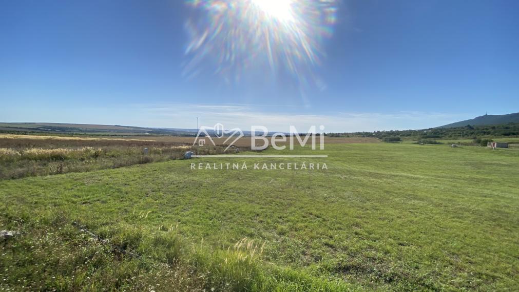 Nitra Štitáre pozemky ID 589-14-MIG