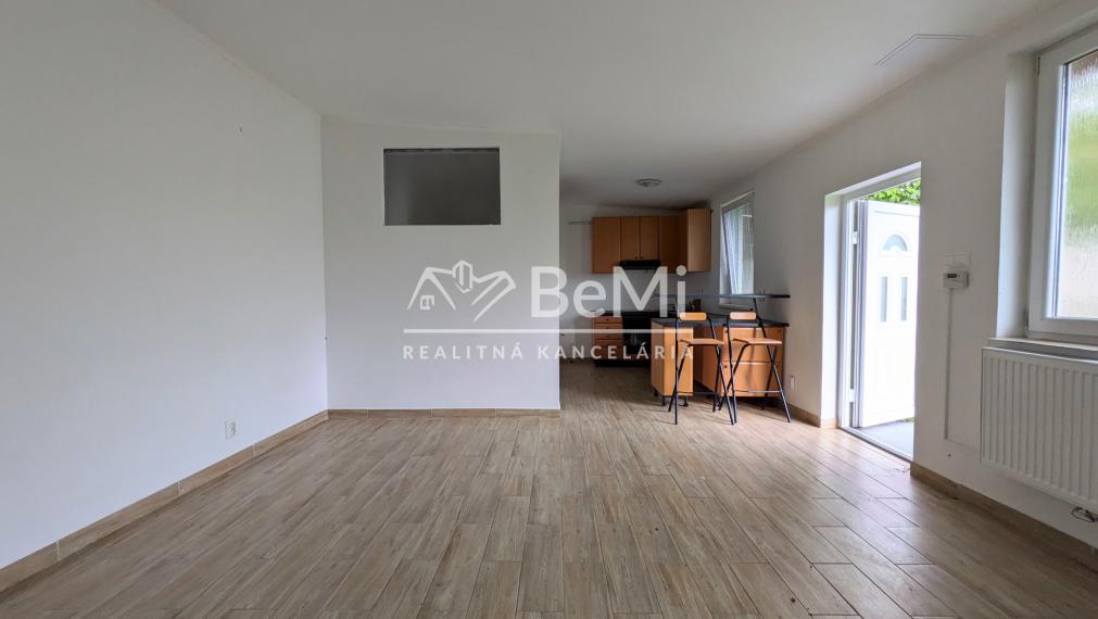 Predaj, rodinný dom - Veľký Kýr (1233-12-AFI)