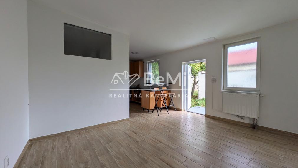 Predaj, rodinný dom - Veľký Kýr (1233-12-AFI)