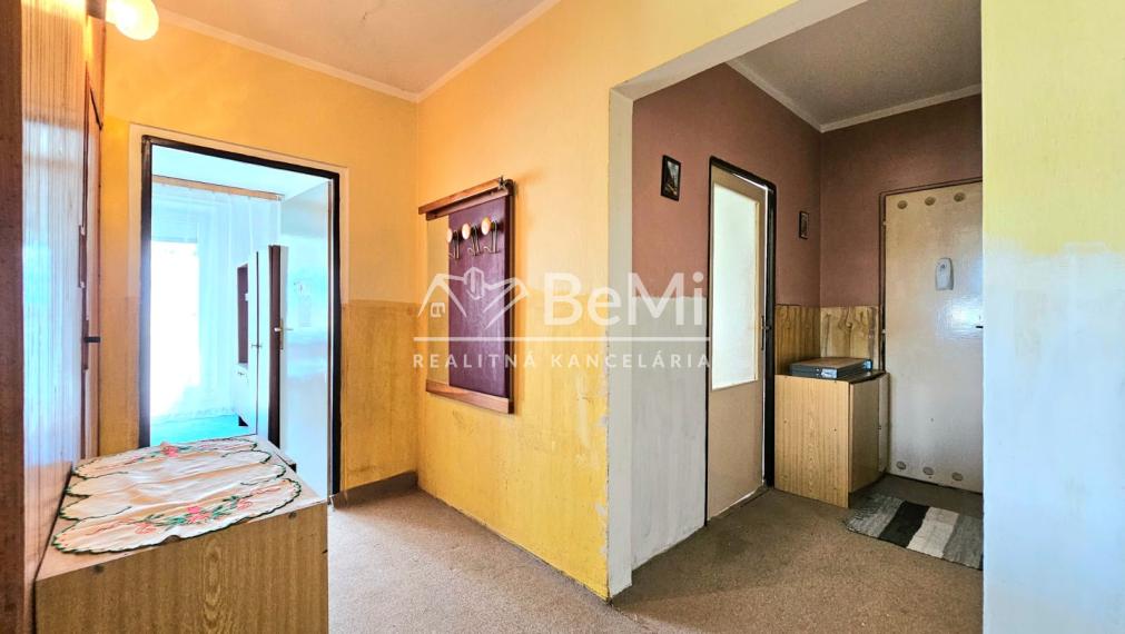 3-IZB. BYT S BALKÓNOM CENTRUM RIMAVSKÁ SOBOTA