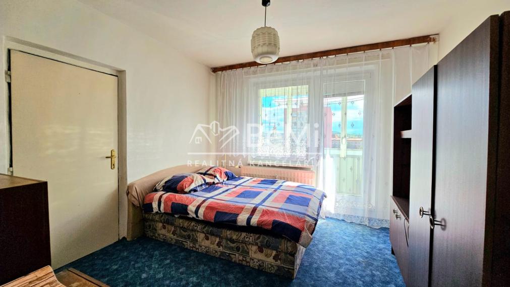 3-IZB. BYT S BALKÓNOM CENTRUM RIMAVSKÁ SOBOTA