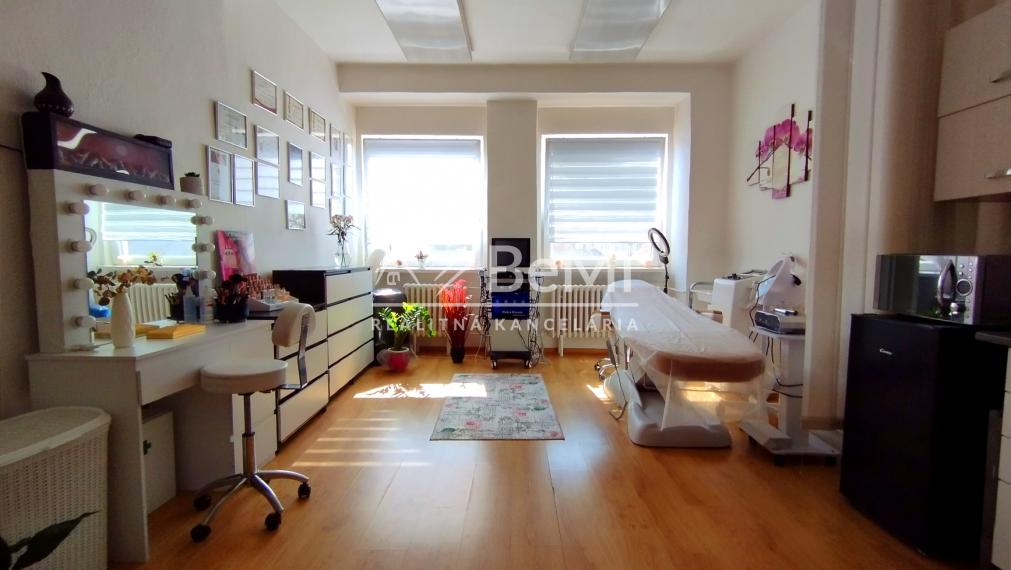 Kancelársky/prevádzkový priestor na prenájom-Lučenec