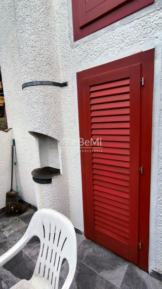 Chata v obci Chľaba, okr. Nové Zámky, 1112m2