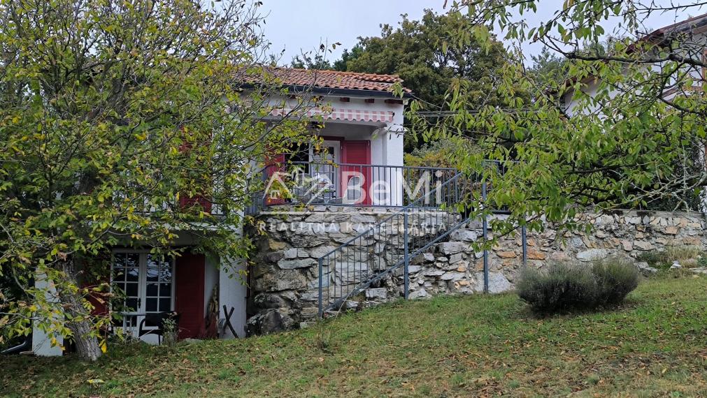 Chata v obci Chľaba, okr. Nové Zámky, 1112m2