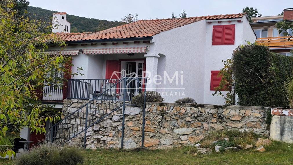 Chata v obci Chľaba, okr. Nové Zámky, 1112m2