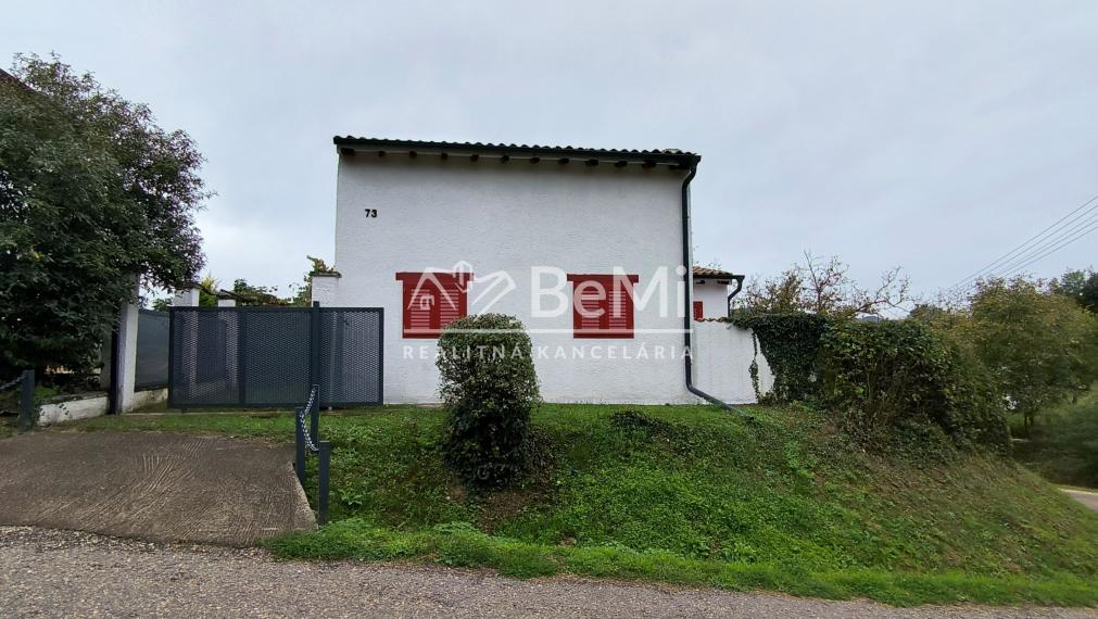 Chata v obci Chľaba, okr. Nové Zámky, 1112m2