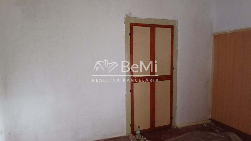 Predaj,  rodinný dom pod lesom - Senné/ Príboj (007-12-MIMI)