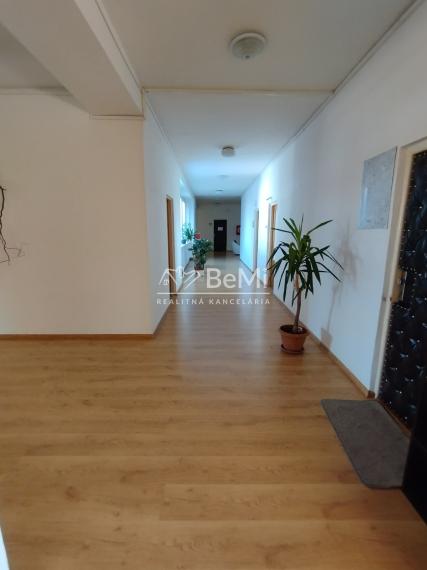 Kancelársky priestor na prenájom-Lučenec