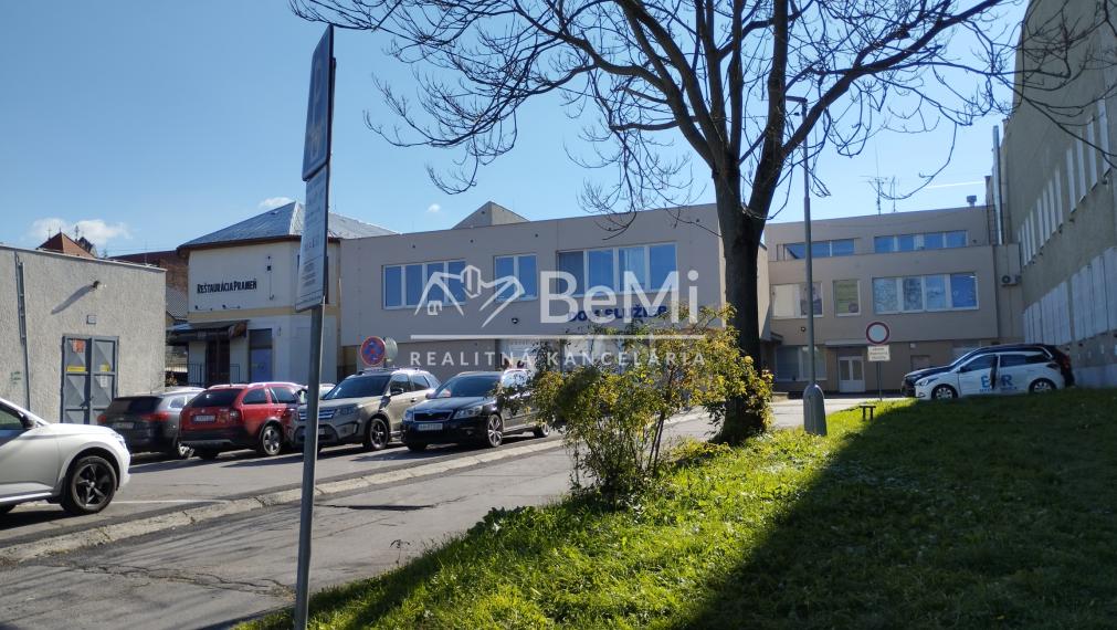 Kancelársky priestor na prenájom-Lučenec